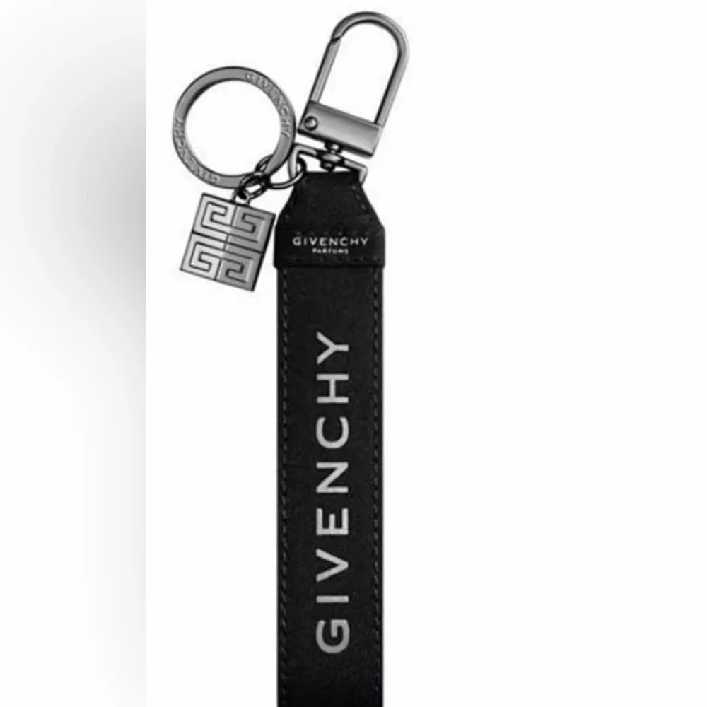 Givenchy elegant keychain